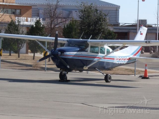 Cessna Centurion (N2393F)