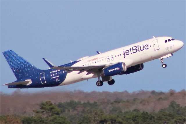 Airbus A320 (N709JB) - JetBlue "Fly-Fi" livery A320 leaves KMCO