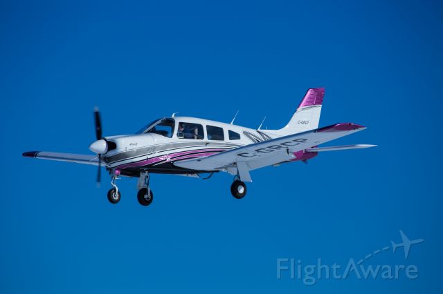 Piper Cherokee (C-GRCP) - Landing at CNC3