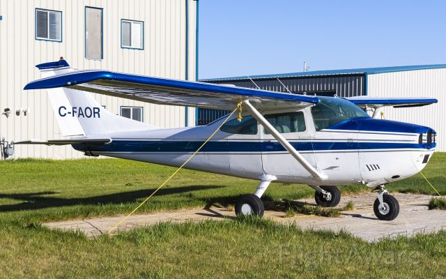 Cessna Skylane (C-FAOR)