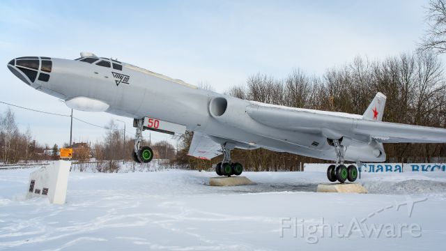 Tupolev Tu-16 (050)