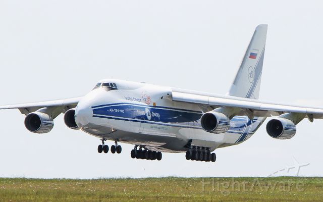 Antonov An-124 Ruslan (RA-82077) - volga-dnepr an-124-100 ra-82077 landing at shannon from emmen 16/5/18.