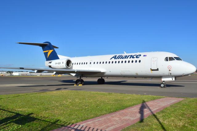 Fokker 70 (VH-QQV) - Alliance Fokker 70 parked at Bankstown Airport Terminal, Camera=Nikon D5200