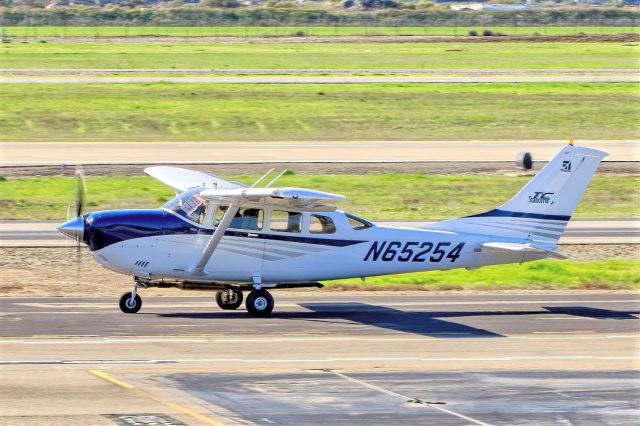 Cessna 206 Stationair (N65254) - Cessna T206H Stationair TC at Livermore Municipal Airport (CA). March 2021