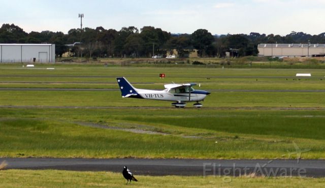 Cessna Skyhawk (VH-TUS) - Near the PHS choppers