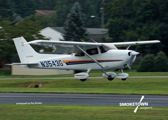 Cessna Skyhawk (N3543G)