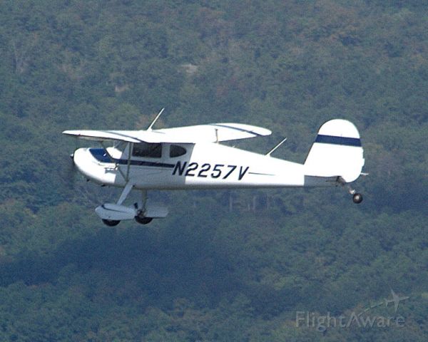 Cessna 140 (N2257V)