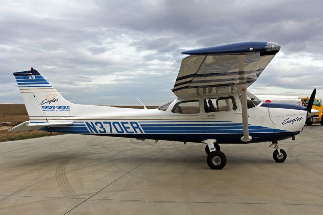 Cessna Skyhawk (N370ER) - Long cross-country from DAB-SAV-JAX-DAB ... visitng Flight Safety for the day.