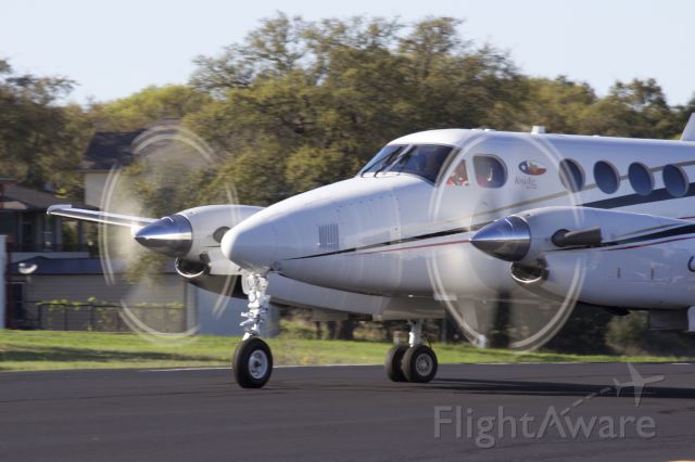Beechcraft Super King Air 200 (N455LC)