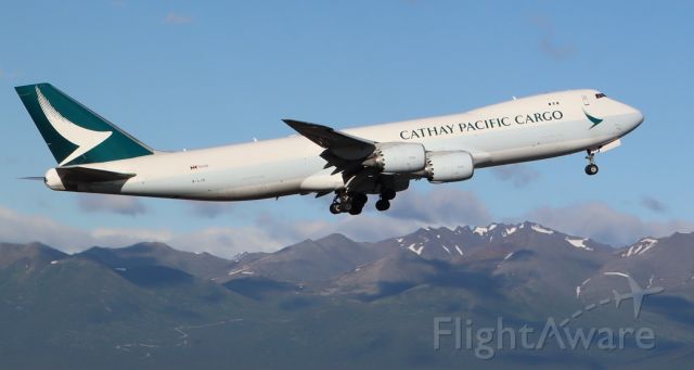 BOEING 747-8 (B-LJG) - Takeoff from 15-33 to the south