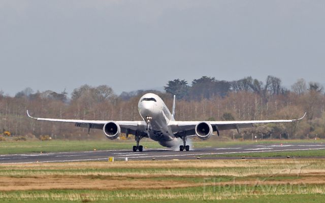 Airbus A350-900 (F-WMIL) - a350-1041xwb f-wmil crosswind testing at shannon 18/4/18.