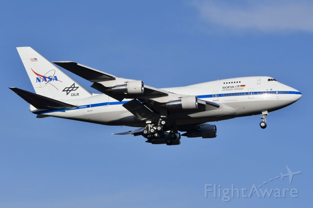 BOEING 747SP (N747NA) - "NASA 747" arriving at Cologne-Bonn from Hamburg where it spent 4 months for months. Super lucky with the weather! The next 6 weeks Sofia will conduct 20 night flights and use that 17 tonnes Telescope! 