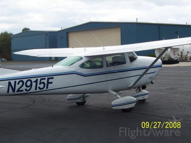 Cessna Skylane (N2915F)