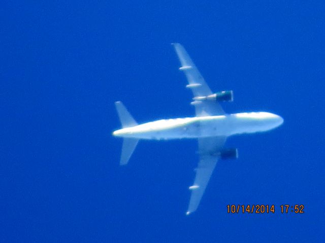 Airbus A319 (N947FR) - Frontier Airlines flight 226 from DEN to Branson over Baxter Springs Kansas (78KS) at 30,000 feet. 