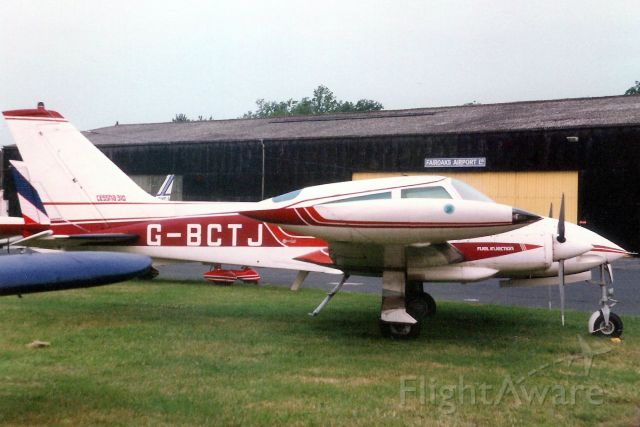 Cessna 310 (G-BCTJ) - Seen here in Jun-89.br /br /Reregistered N610AK 22-Feb-06.