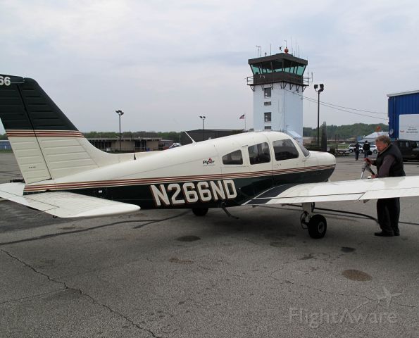 Piper Cherokee (N266ND) - Great flight school at Moore Aviation!