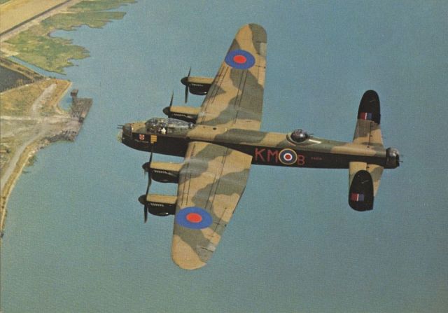 Avro 683 Lancaster (FCL474) - scanned from photographbr /PA474