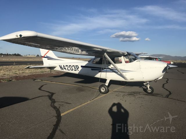 Cessna Skyhawk (N4203P)