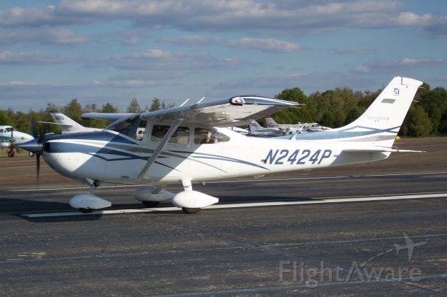 Cessna Skylane (N2424P)