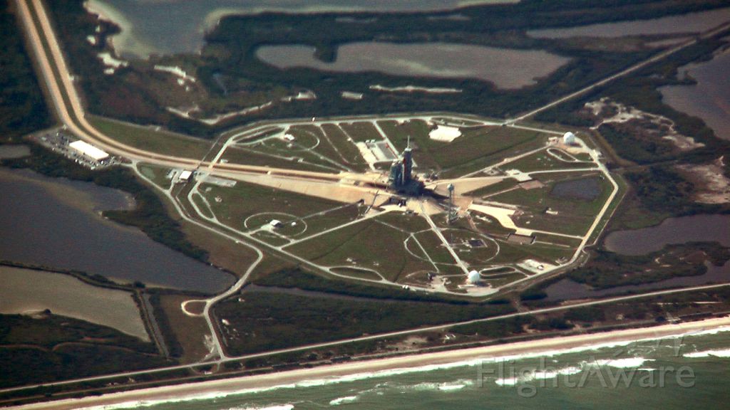 — — - Atlantis on pad 39A.