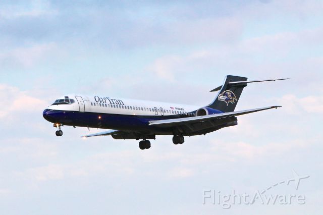 N946AT — - AirTran N946AT Boeing 717 RAVENS seen landing on 33L at BWI July 22, 2012.