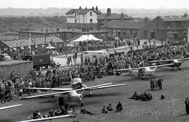 — — - Manchesters First airport Barton Airport Air Show and open day 1951