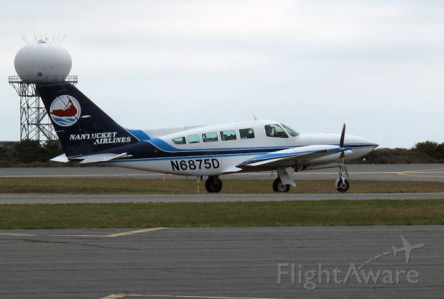Cessna 402 (N6875D)