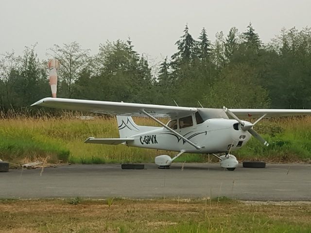 Cessna Skyhawk (C-GPVX) - Sitting at a private airstrip near Langley Regional Airport