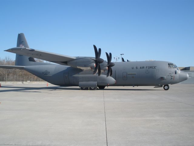 Lockheed C-130 Hercules (N53146) - U.S.Airforce C-130J Super Hercules here to give ROTC Cadets a ride.