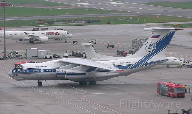 Ilyushin Il-76 (RA-76950)