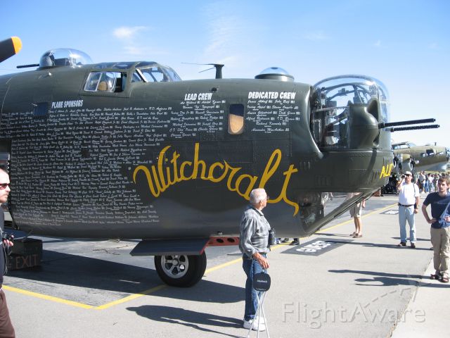 Consolidated B-24 Liberator (N224J) - Collings B-24 Liberator "Witchcraft" at Livermore CA, May 2006.