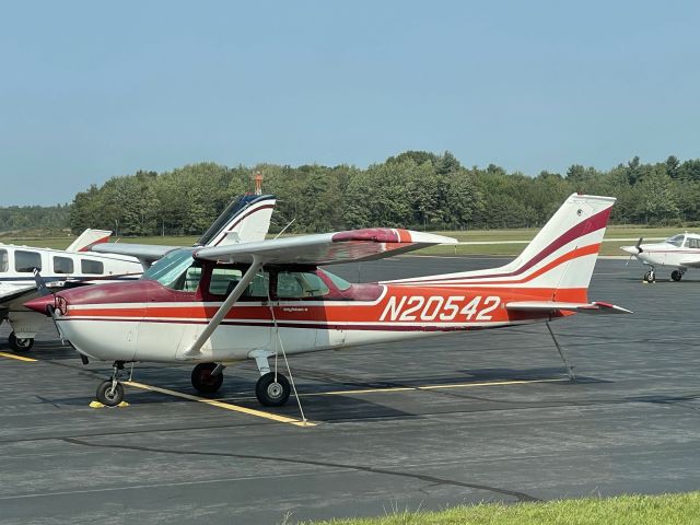 Cessna Skyhawk (N20542)