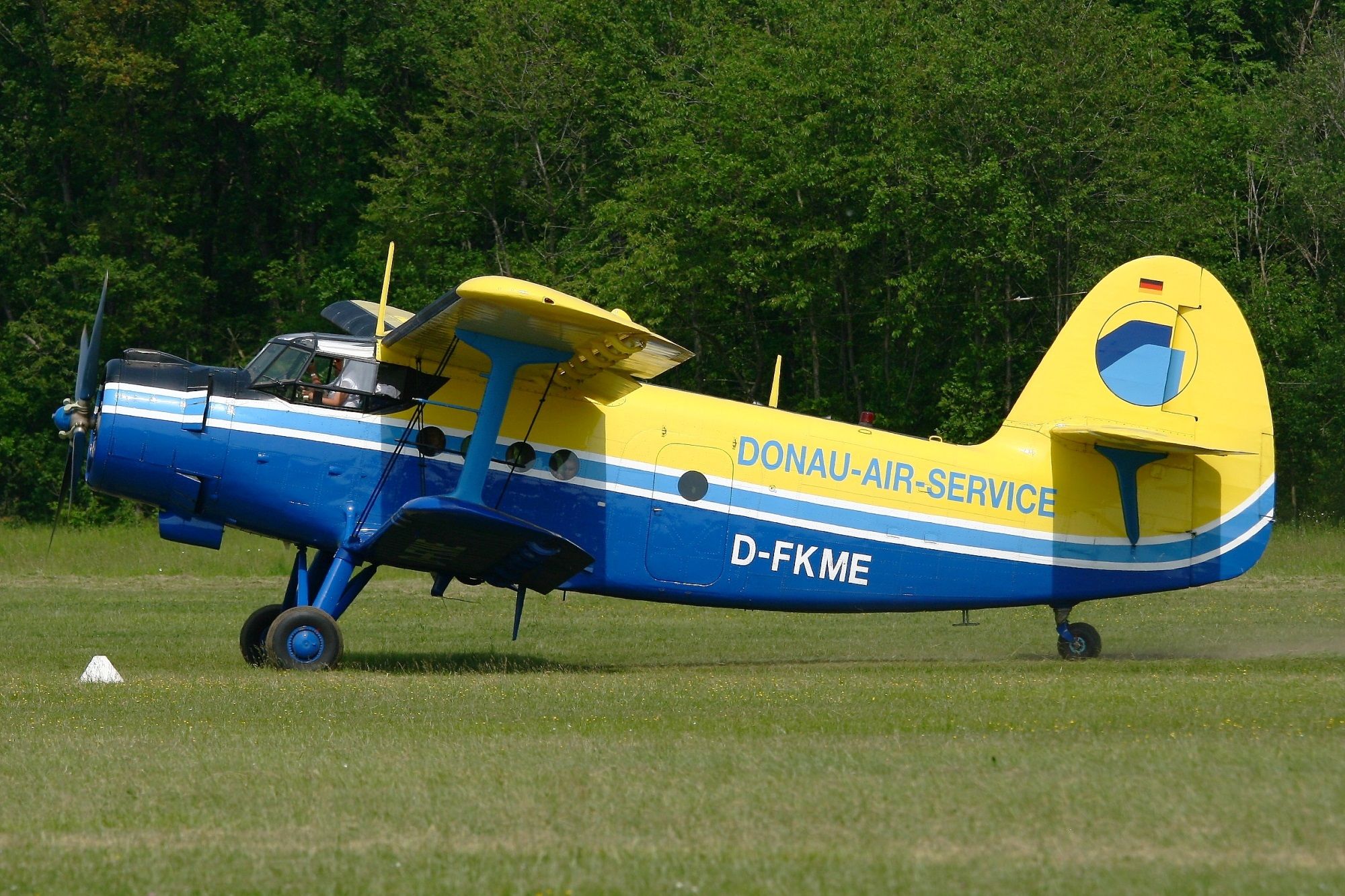 Antonov An-2 (D-FKME) - Antonov AN-2T, Donau Air Service , La Ferté-Alais Airfield (LFFQ) Air Show (Le Temps Des Hélices)
