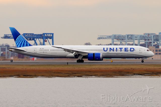 BOEING 787-10 Dreamliner (N14011) - UA 998 from Brussels to Newark landing in Boston for a quick fuel stop and crew change