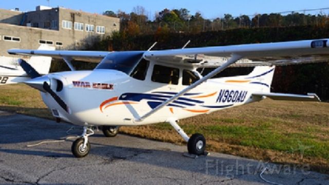 Cessna Skyhawk (N960AU) - 2017 TEXTRON AVIATION INC 172Sbr /Fixed wing single engine br /(4 seats / 1 engine)