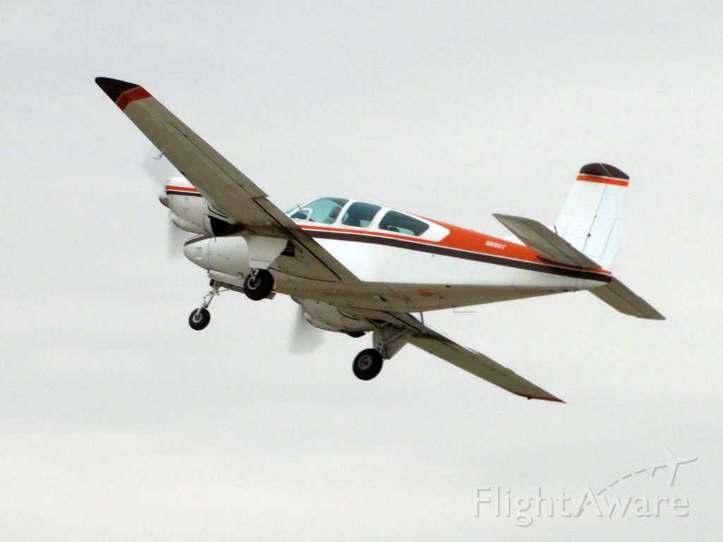 Beechcraft Travel Air (N650T)
