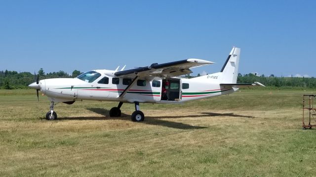 C-FIXS — - Cessna Grand Caravan, Balwin Airport just before takeoff with skydivers aboard