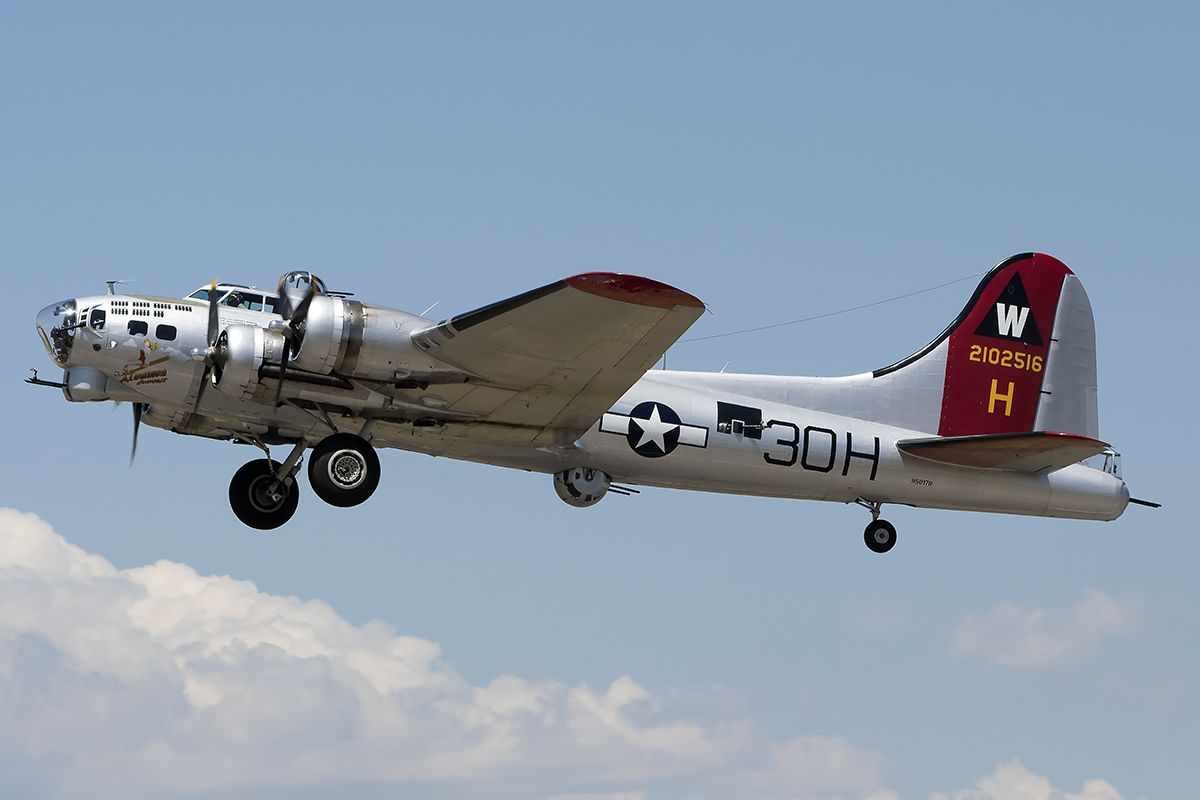 Boeing B-17 Flying Fortress (N5017N) - Aluminum Overcast visits Colorado