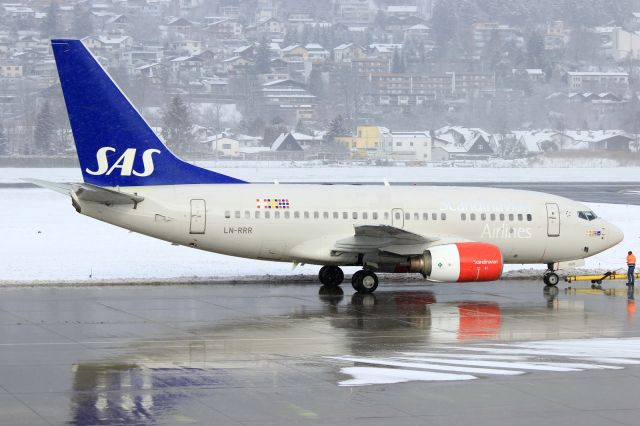 BOEING 737-600 (LN-RRR)