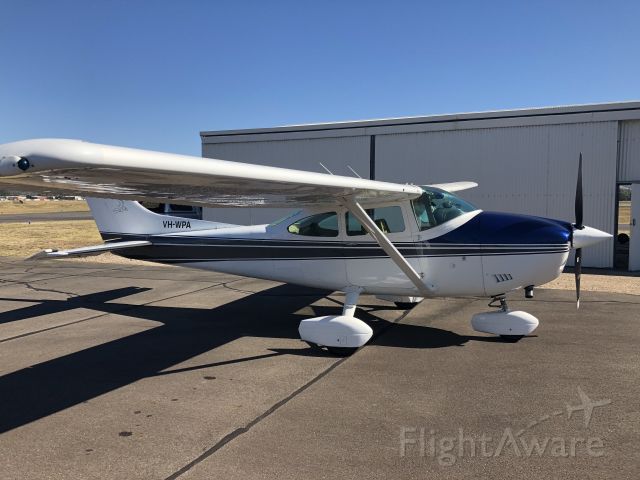 Cessna Skylane (VH-WPA) - Albury Airport