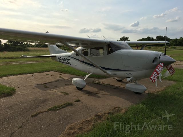 Cessna Skylane (N5283C)
