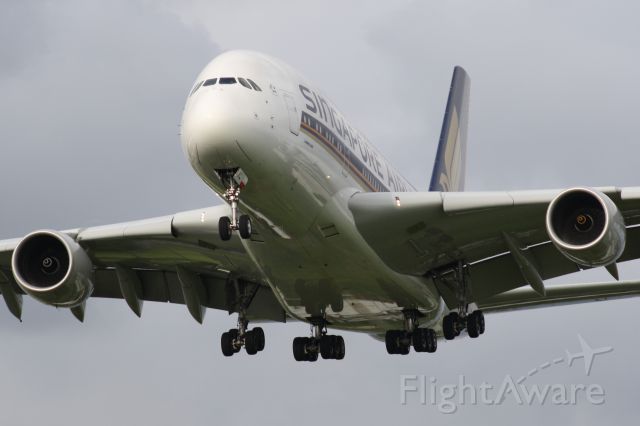 Airbus A380-800 (9V-SKD)