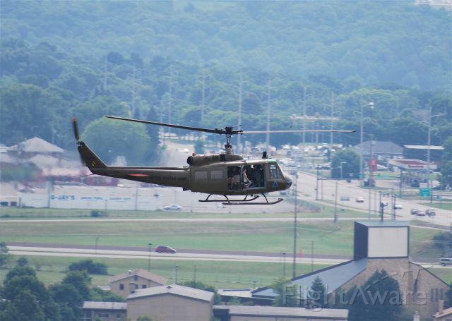 6816104 — - AAHF  UH-1H 68-16104 at Dayton Airshow 2009 , taken from UH-1H 69-15354  " Comanchero "