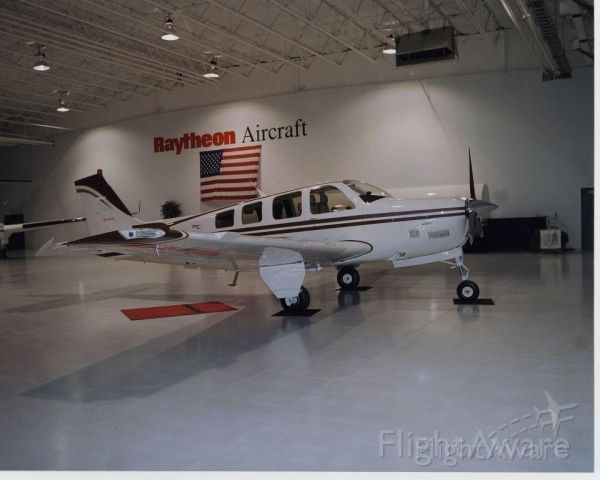 Beechcraft Bonanza (36) (N428LP)