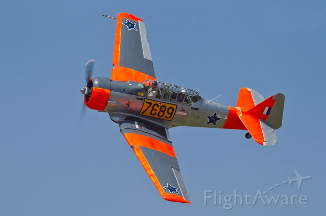 North American T-6 Texan (ZS-WFD) - Harvard in South African Air Force training colours.
