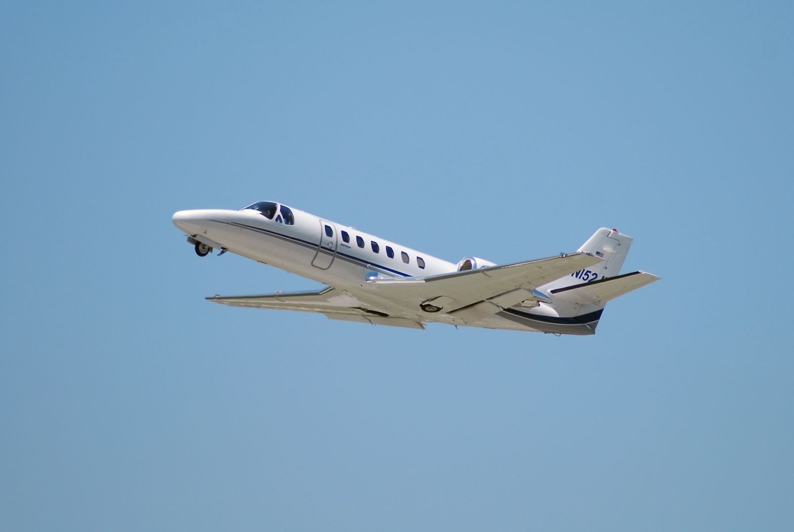 Cessna Citation V (N152JH) - Cessna Citation taking off, heading towards Lafayette Regional Airport, LA.