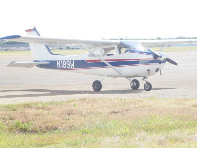 Cessna Skyhawk (N190W)