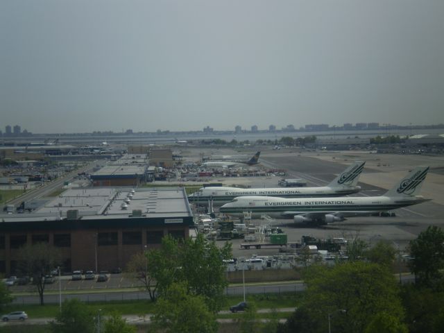 Boeing 747-200 (N485EV) - Evergreen International Airlines Cargo terminal Next to other 747-212B/F N486EV.