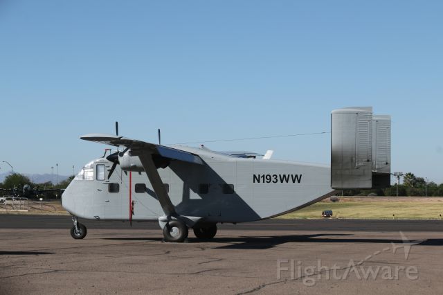 Cessna Skylane (N193WW) - Shorts Skyvan at KFFZ