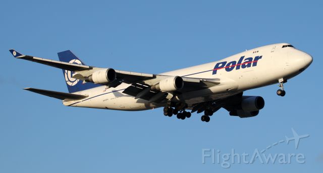 Boeing 747-400 (N450PA) - On Approach To Rwy 16R